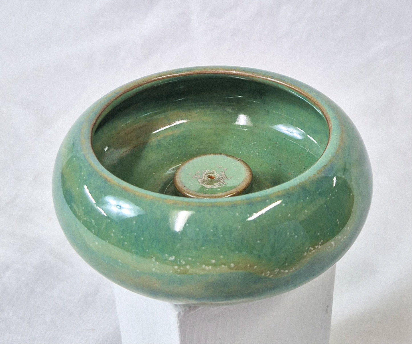 Musk incense holder
