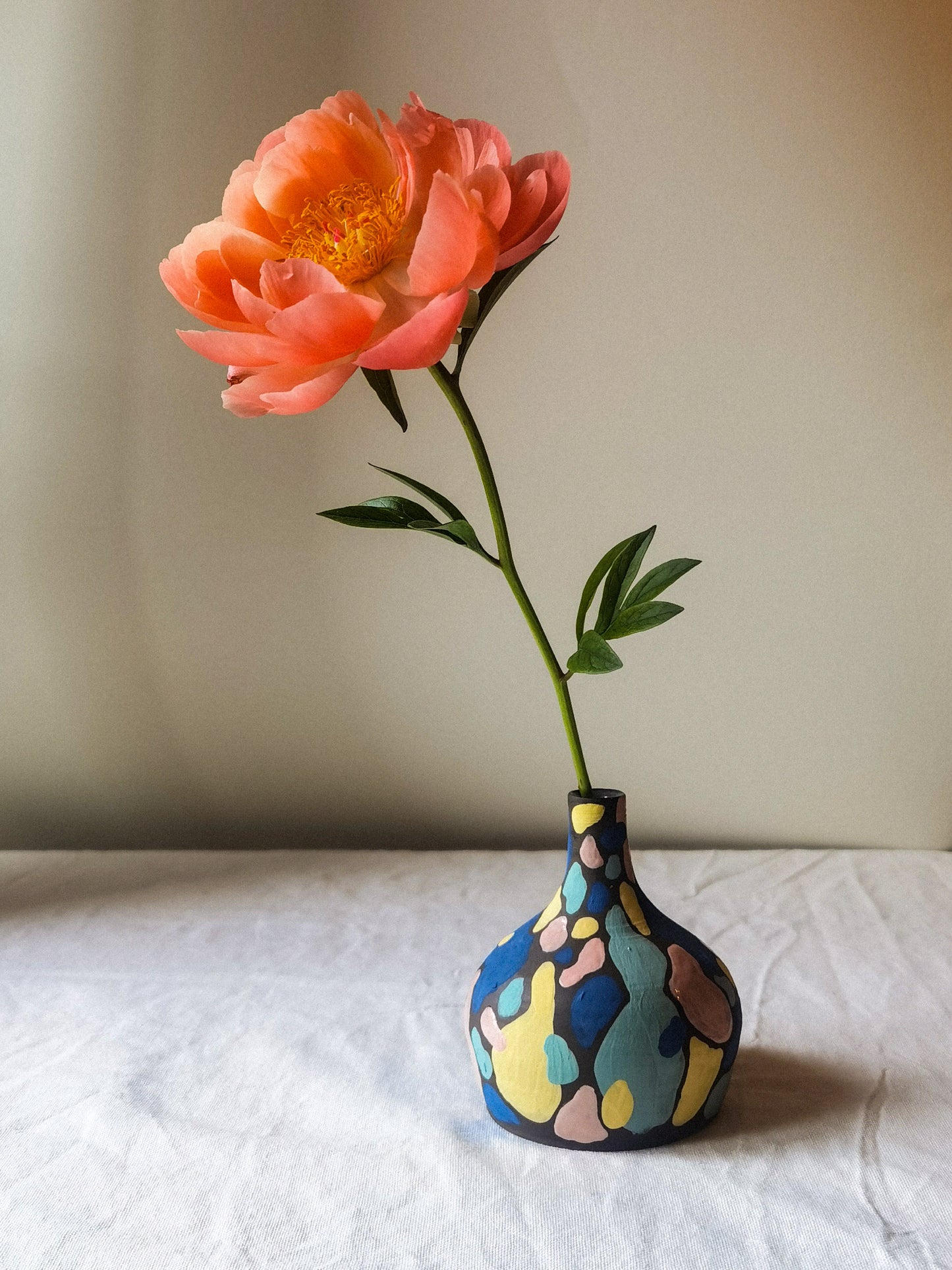 Momo vase small